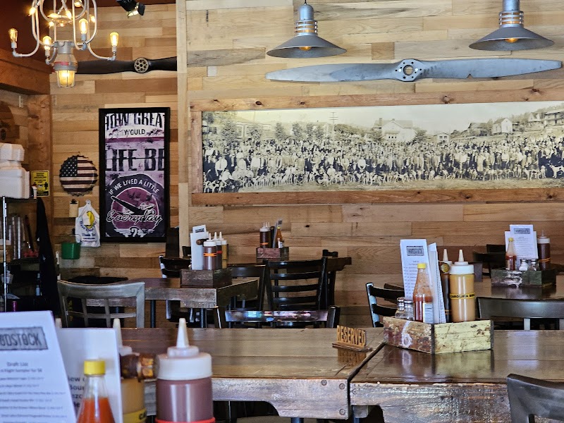 Woodstock BBQ Cleveland atmosphere