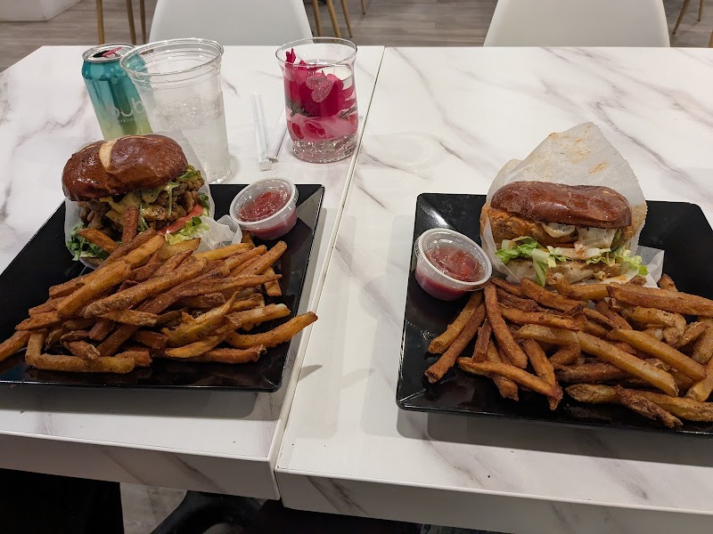 The Vegan Club Cleveland atmosphere