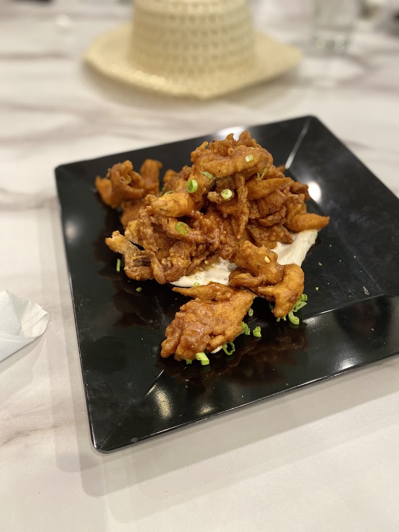 The Vegan Club Cleveland atmosphere