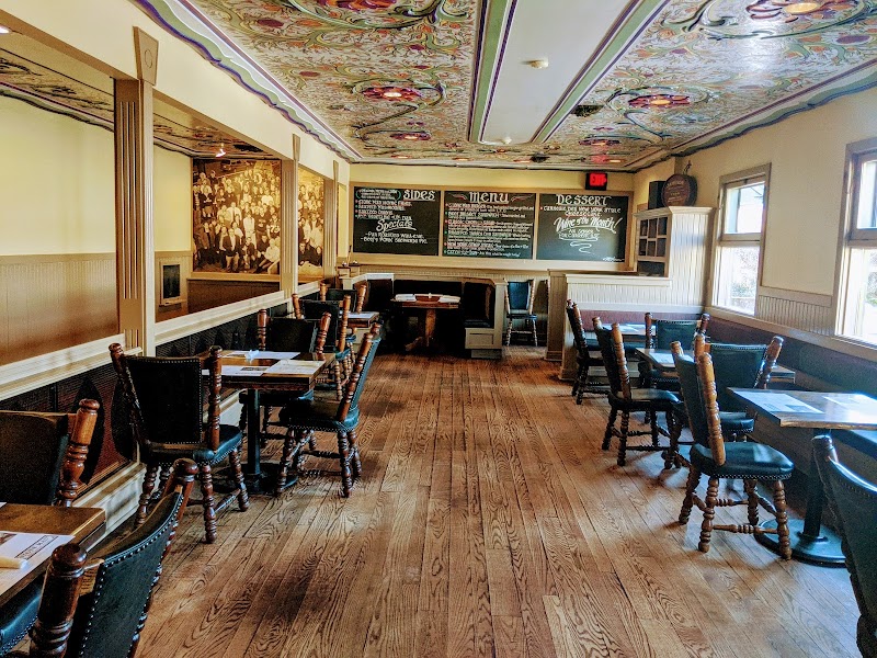 Stone Mad Pub Cleveland atmosphere