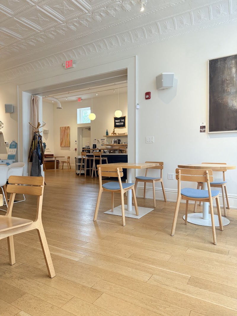 Lekko Coffee Cleveland atmosphere