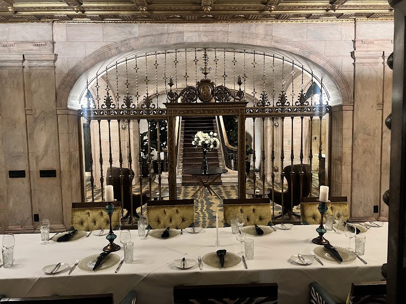 Marble Room Steaks and Raw Bar Cleveland food