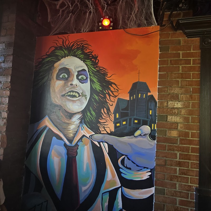 The Haunted House Restaurant Cleveland atmosphere