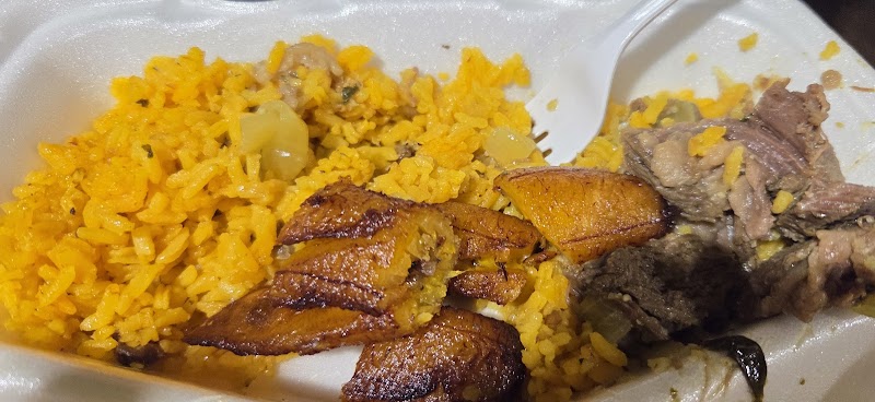 El Kiosquito Boricua Cleveland atmosphere