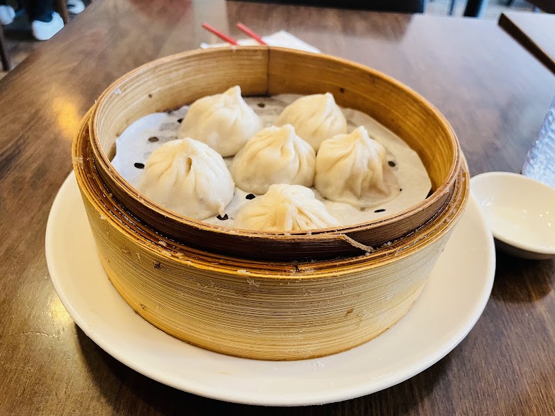 LJ Shanghai Cleveland food