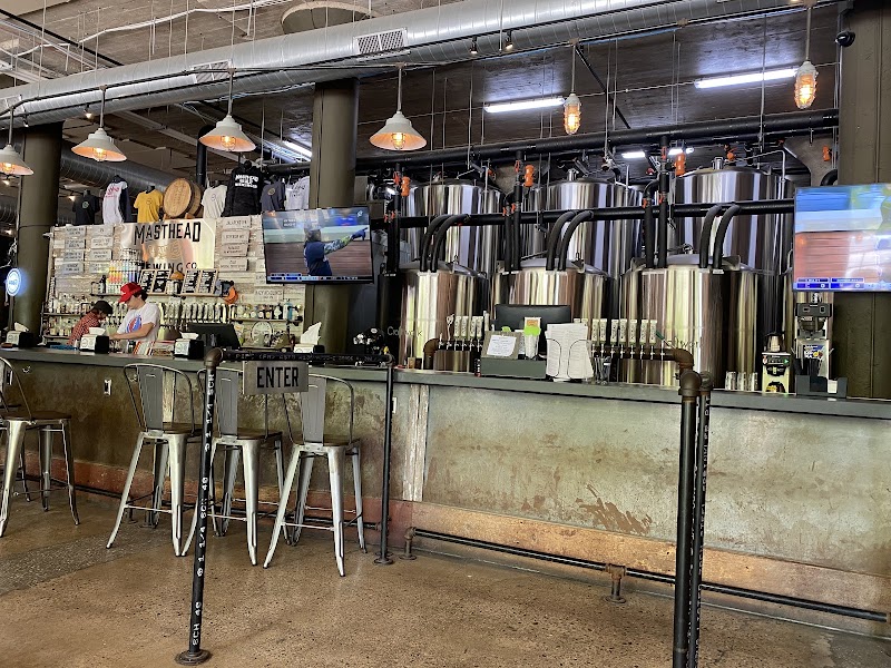 Masthead Brewing Co. Cleveland atmosphere