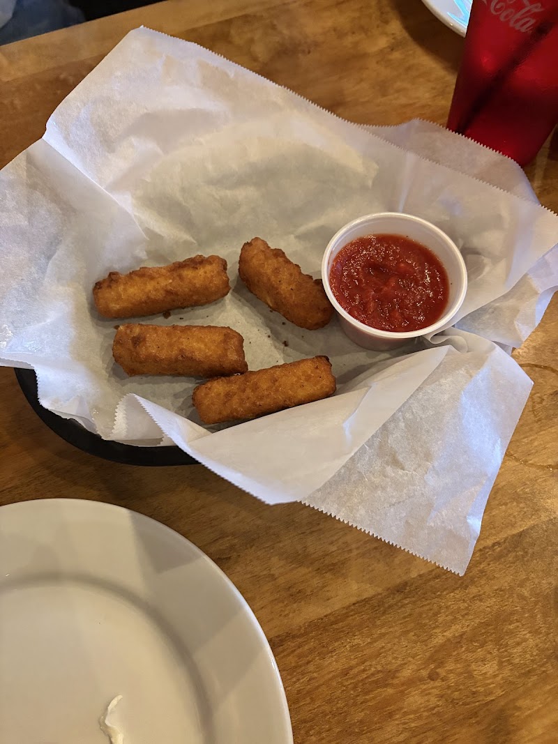Angelo's Pizza Cleveland atmosphere