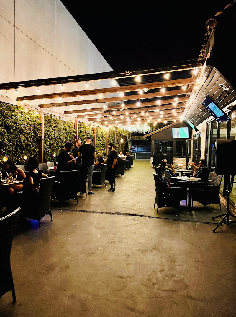 Soul of LA Lounge Cleveland atmosphere