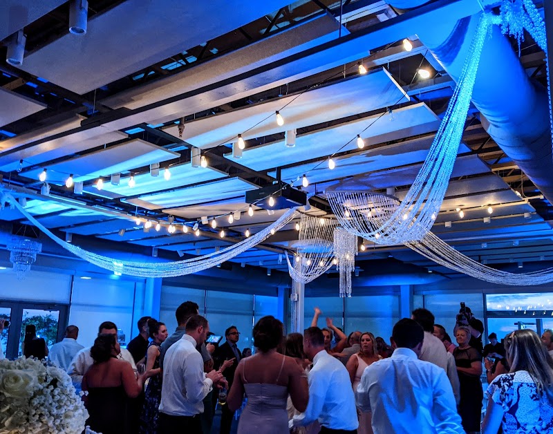 Lakeside Event Space at Nuevo Cleveland atmosphere