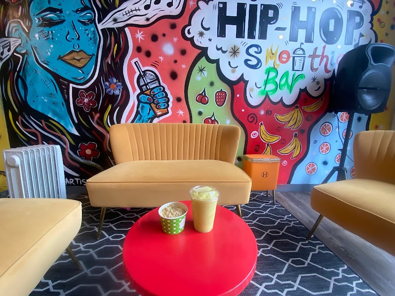 Hip Hop Smoothie Bar Cleveland atmosphere