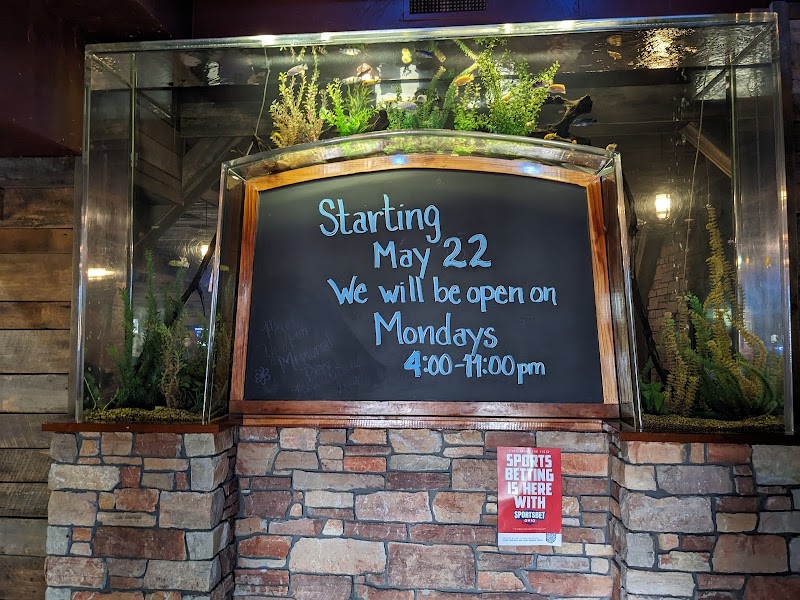 1928 Public House Cleveland atmosphere