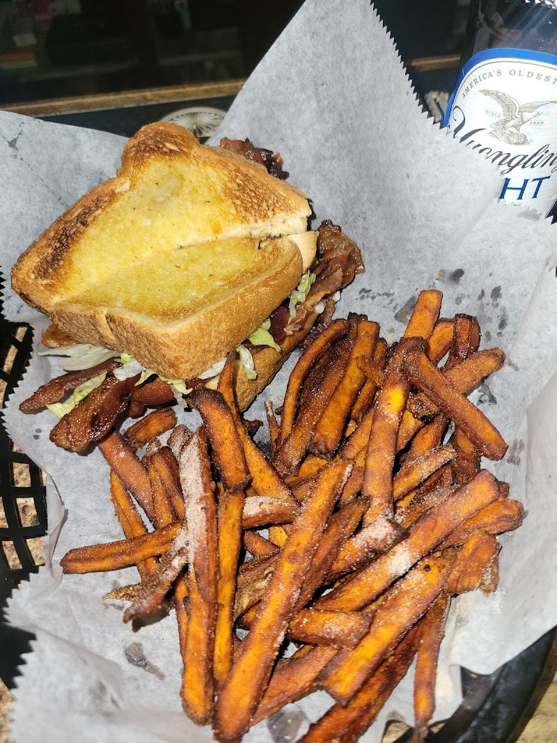 The Annex Bar & Grille Cleveland food