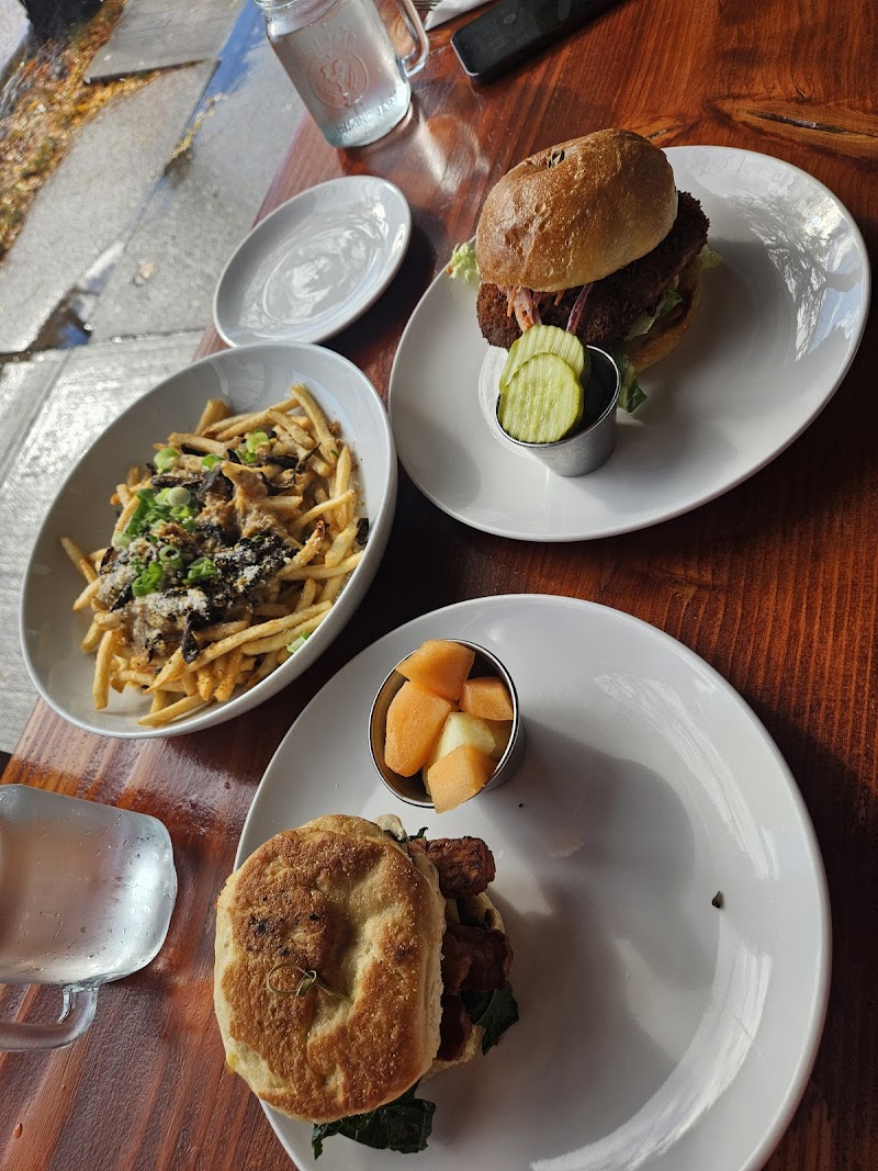 Cleveland Vegan Cleveland atmosphere