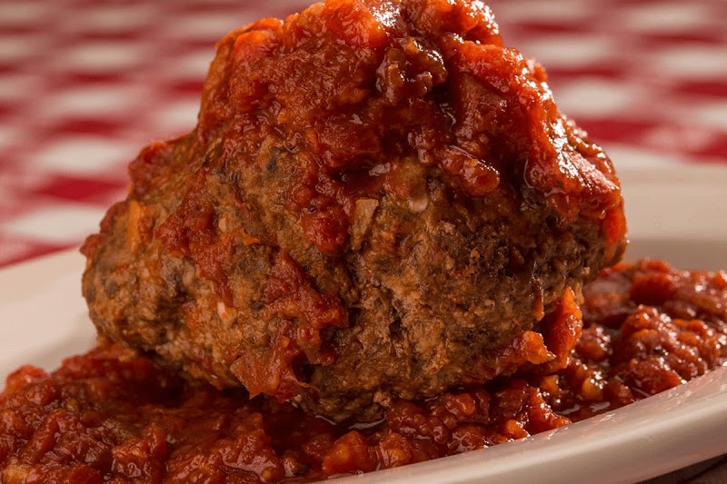 Buca di Beppo Italian Restaurant Cleveland atmosphere