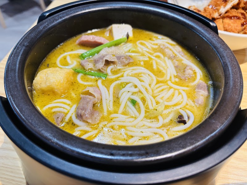 Ten Seconds Yunnan Rice Noodle Cleveland atmosphere