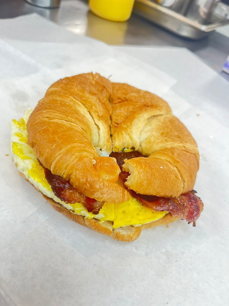 Matins quickbite Cleveland atmosphere