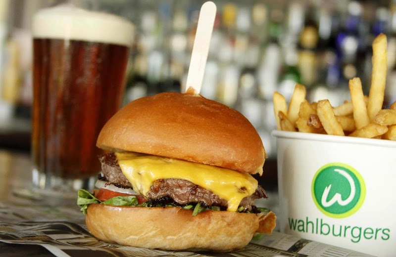 Wahlburgers Cleveland food