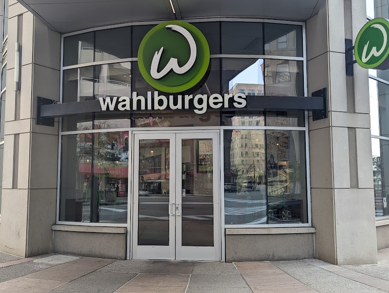 Wahlburgers Cleveland atmosphere