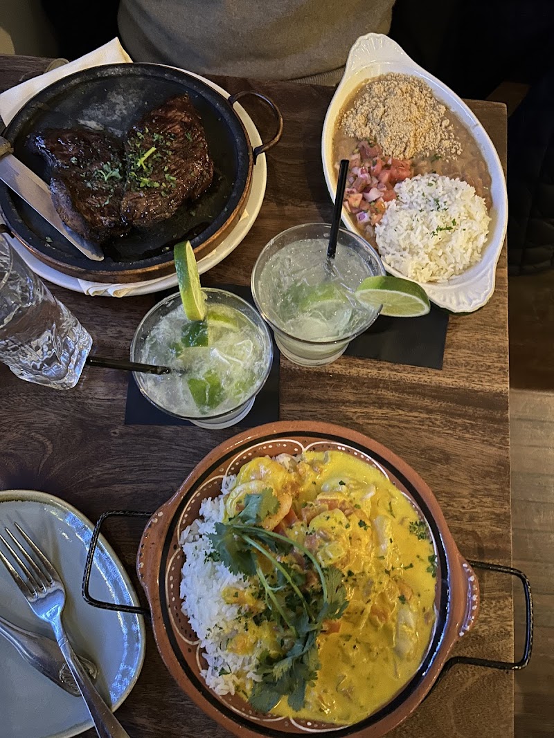 Batuqui Brazilian Restaurant Cleveland atmosphere