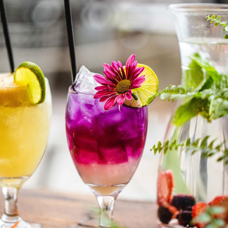 LULO Kitchen & Juice Bar Cleveland atmosphere