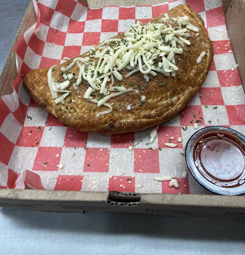 The GrillFather Pizza & Wings Cleveland atmosphere