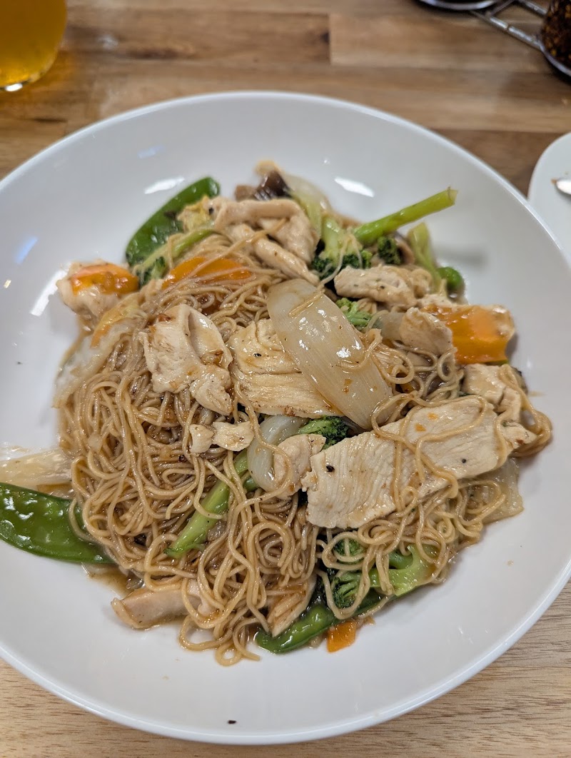 Cyclo Vietnamese restaurant Cleveland atmosphere