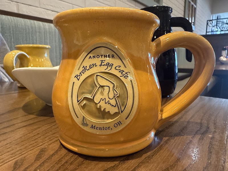 Another Broken Egg Cafe Cleveland atmosphere