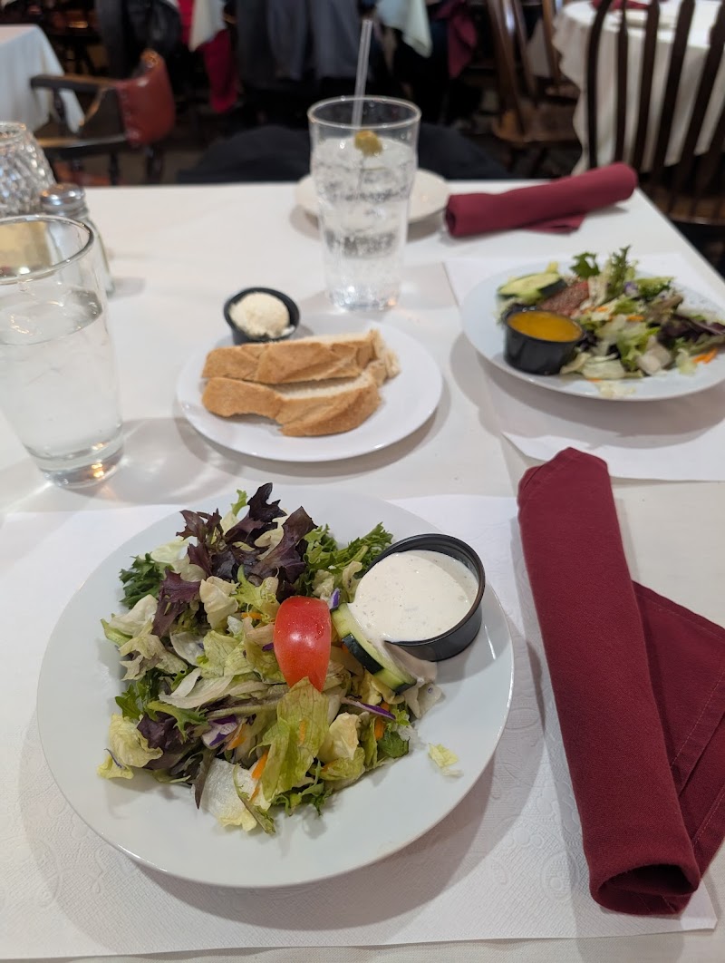 Mahle's Restaurant and Lounge Cleveland atmosphere