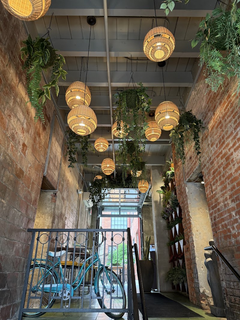 Green Goat Cafe Bar Cleveland atmosphere