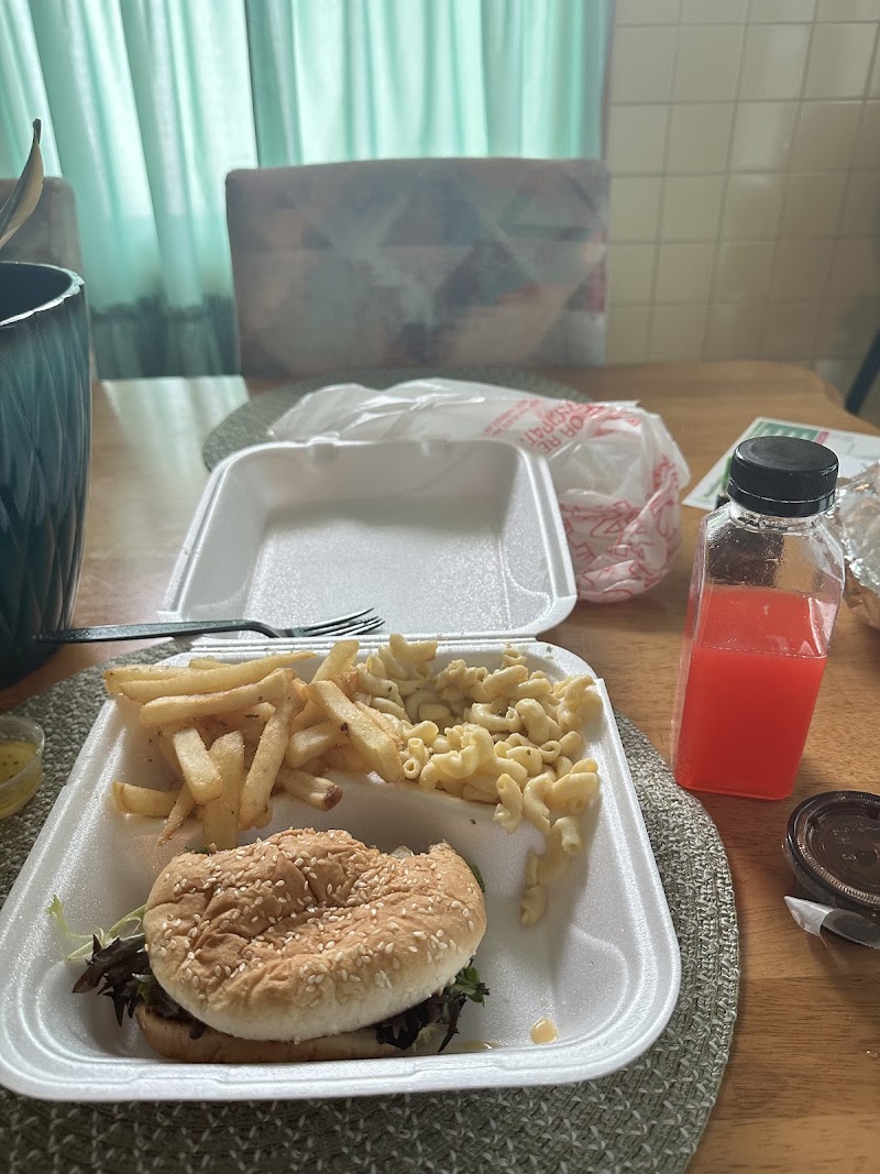 Conveniently Vegan Cleveland atmosphere