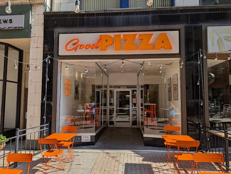 Good Pizza Cleveland atmosphere