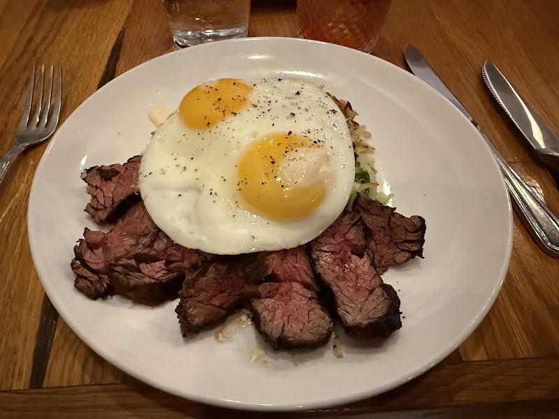 Soho Chicken + Whiskey Cleveland atmosphere