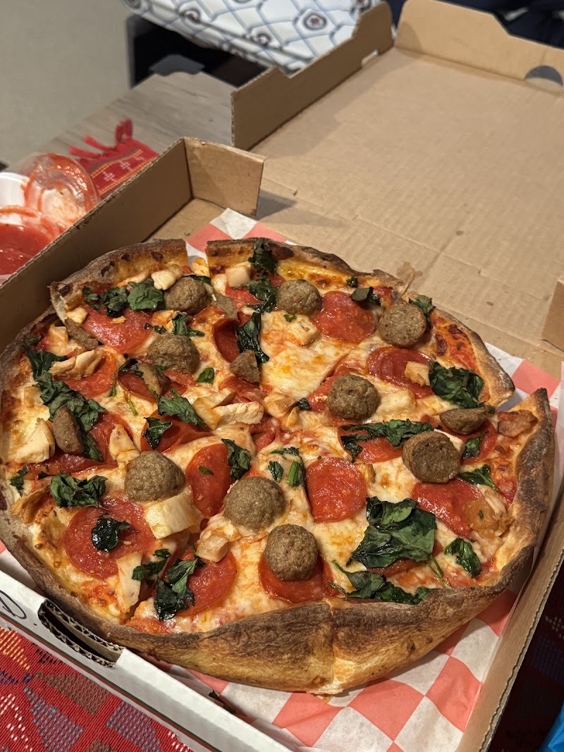 Pizza Melt Cleveland atmosphere