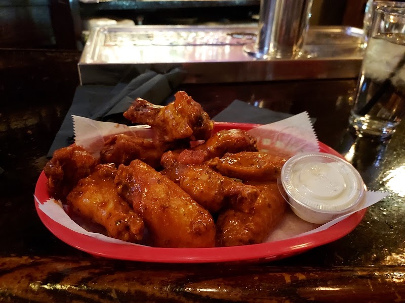 Old Angle Tavern Cleveland atmosphere