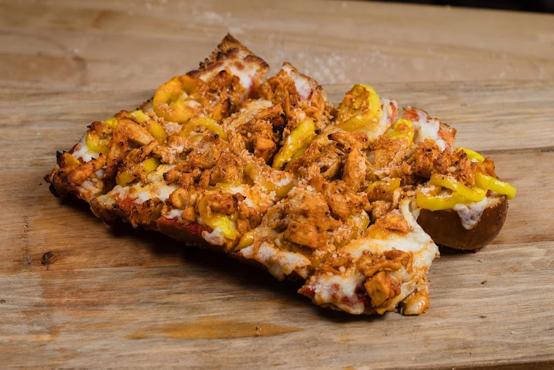 Edison's Pizza Kitchen - Tremont Cleveland atmosphere