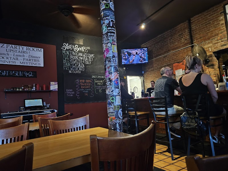 XYZ the Tavern Cleveland atmosphere