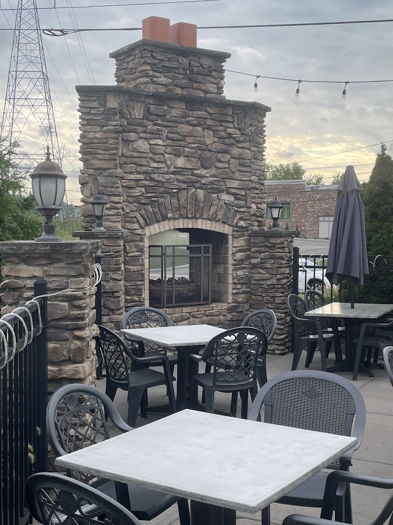 The Hooley Pub & Kitchen Cleveland atmosphere