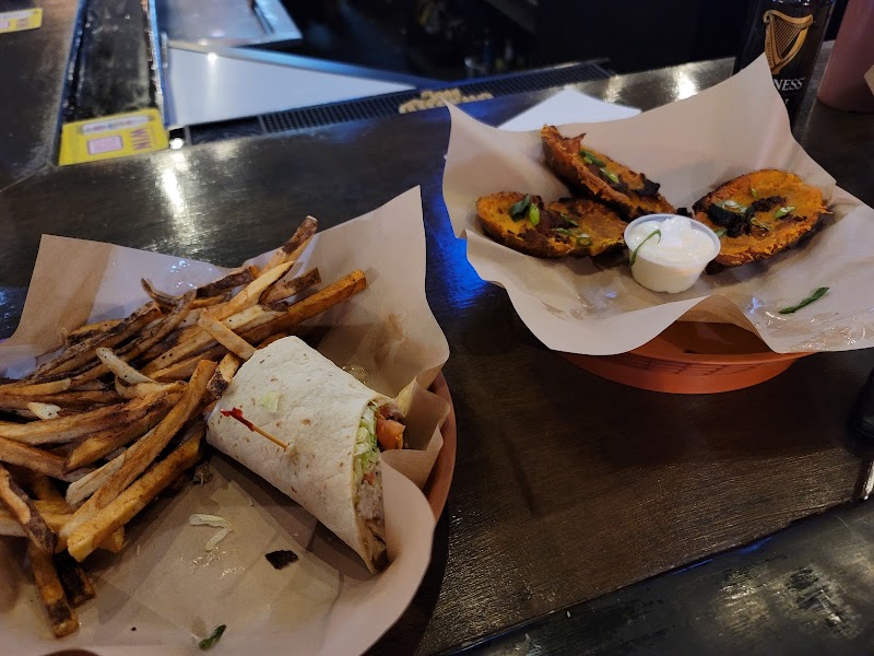 The Tavern on 42 Cleveland food