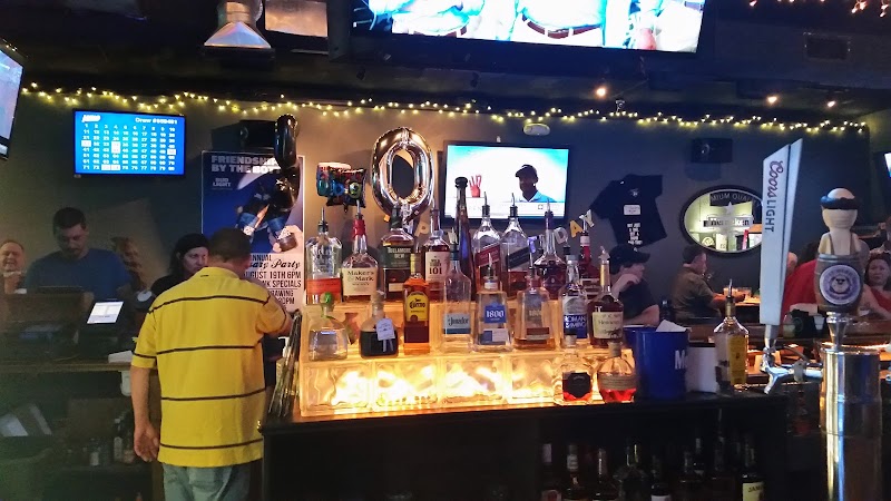 The Tavern on 42 Cleveland atmosphere