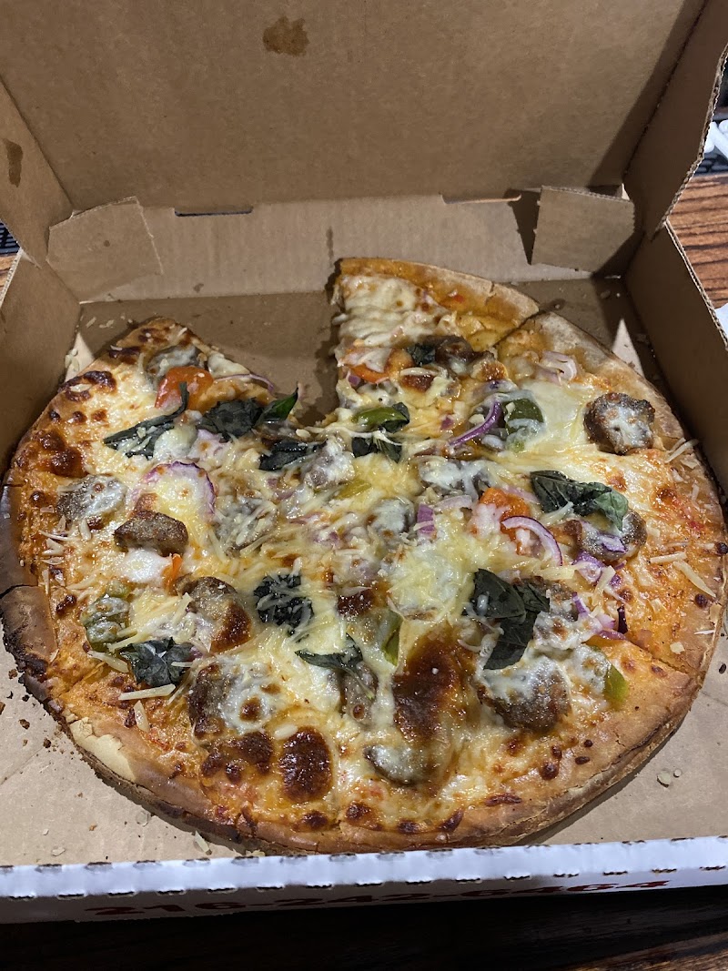 Pizza Whirl Cleveland atmosphere