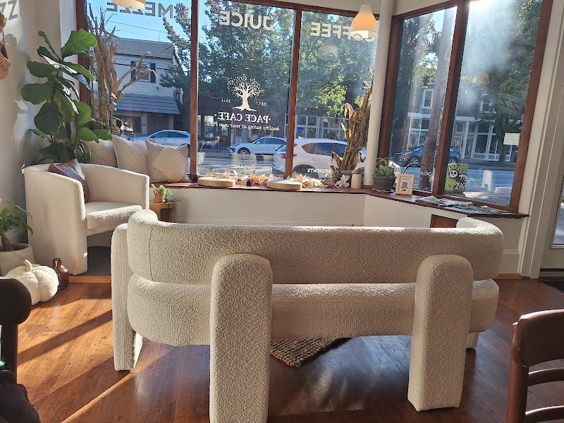 Pace Café Cleveland atmosphere