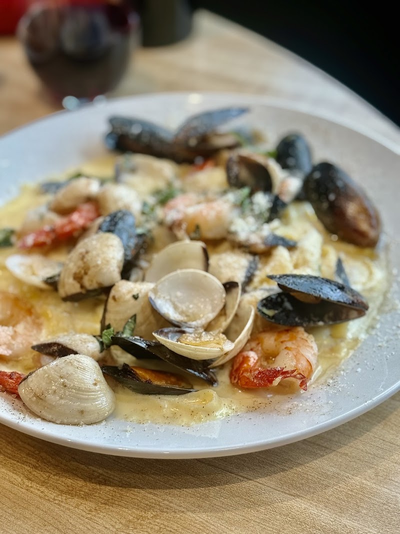 Agostino's Bistro & Pub Cleveland atmosphere