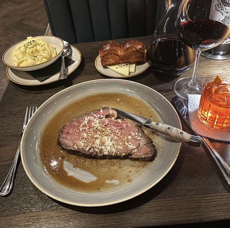 Heritage Steak and Whiskey Cleveland atmosphere