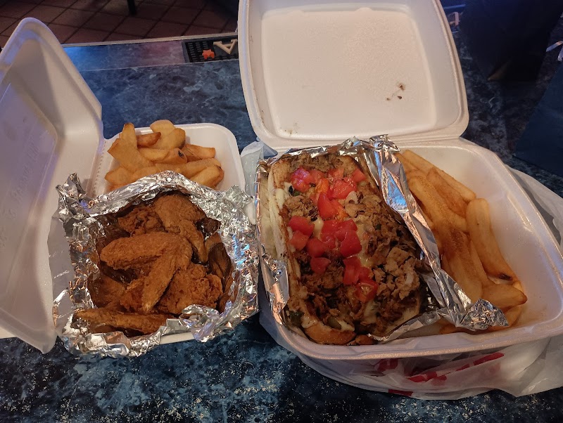 C.H.E.E.R.S. RESTUARANT & LOUNGE in Cleveland