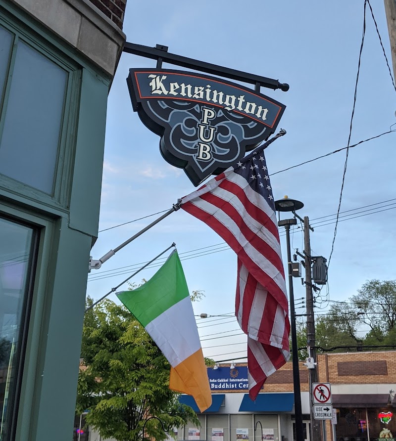 The Kensington Pub Cleveland atmosphere