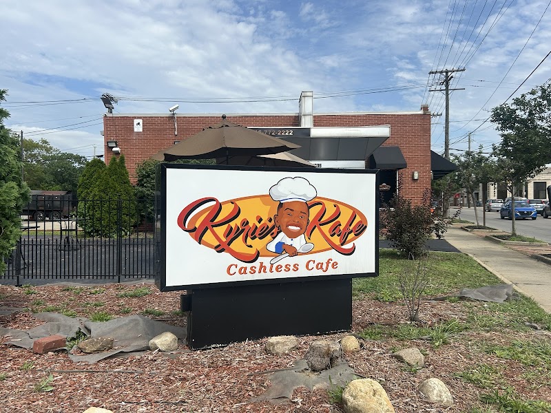 Kyries Kafe Cleveland atmosphere