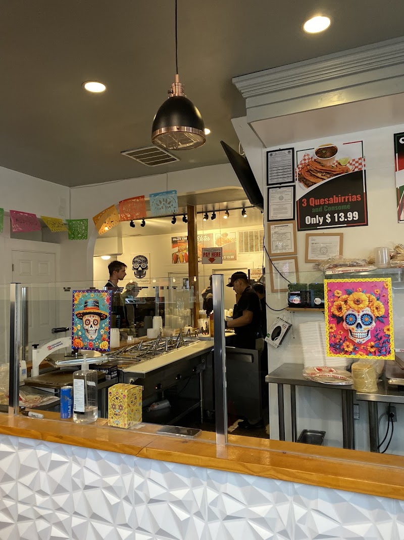 Cilantro Taqueria - Tremont Cleveland atmosphere