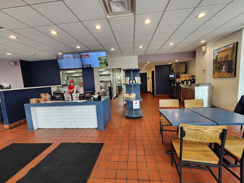 Sittoo's Lebanese Grill University Circle Cleveland atmosphere
