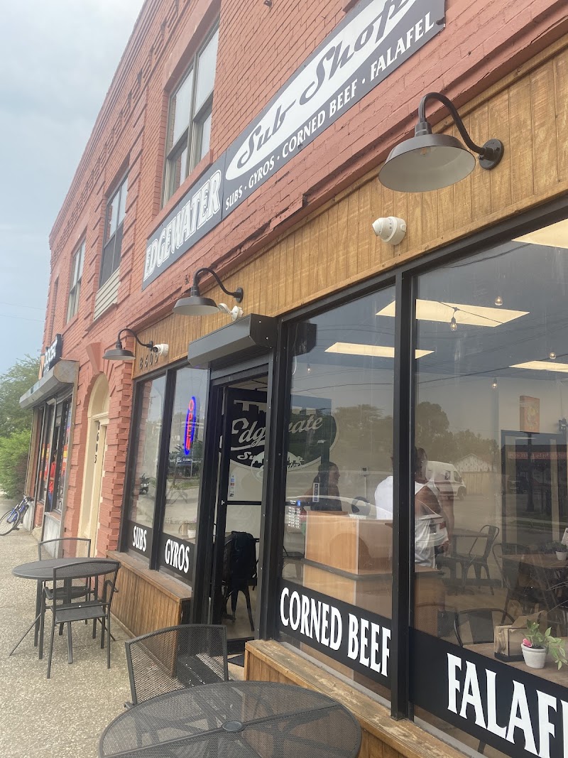 Edgewater Sub Shop Cleveland atmosphere