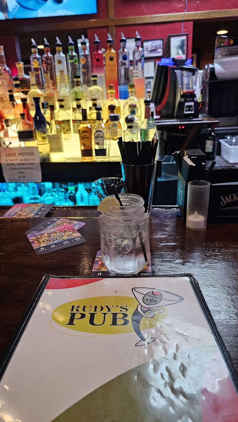 Rudy's Pub Cleveland atmosphere